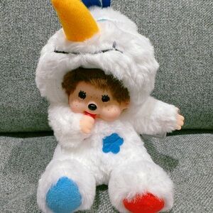 Monchhichi plush in snowman costume